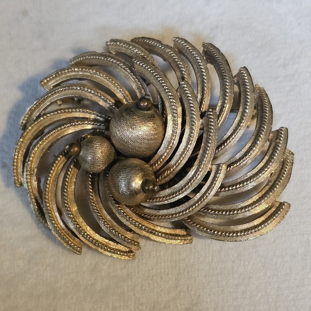 Vintage Samsan Brooch C1950s